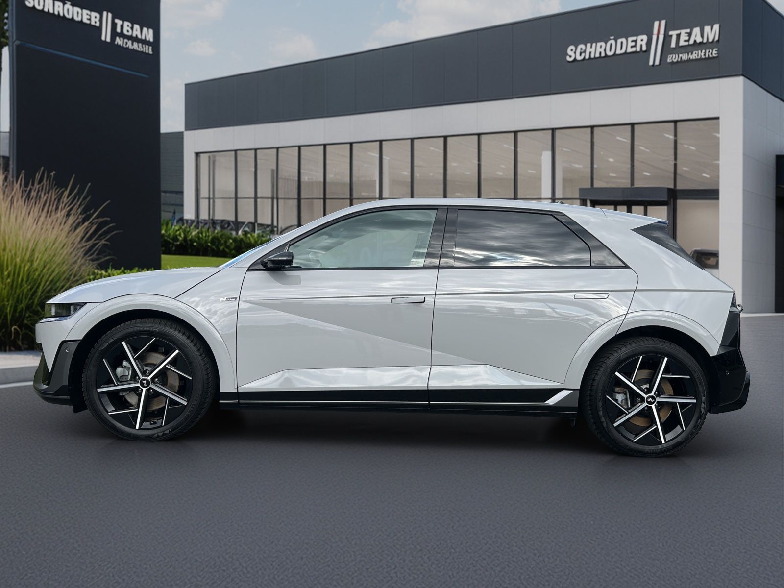 Hyundai IONIQ 5 Elektro 84,0 kWh N Line X PANO/NSCC/MATR imagem 2
