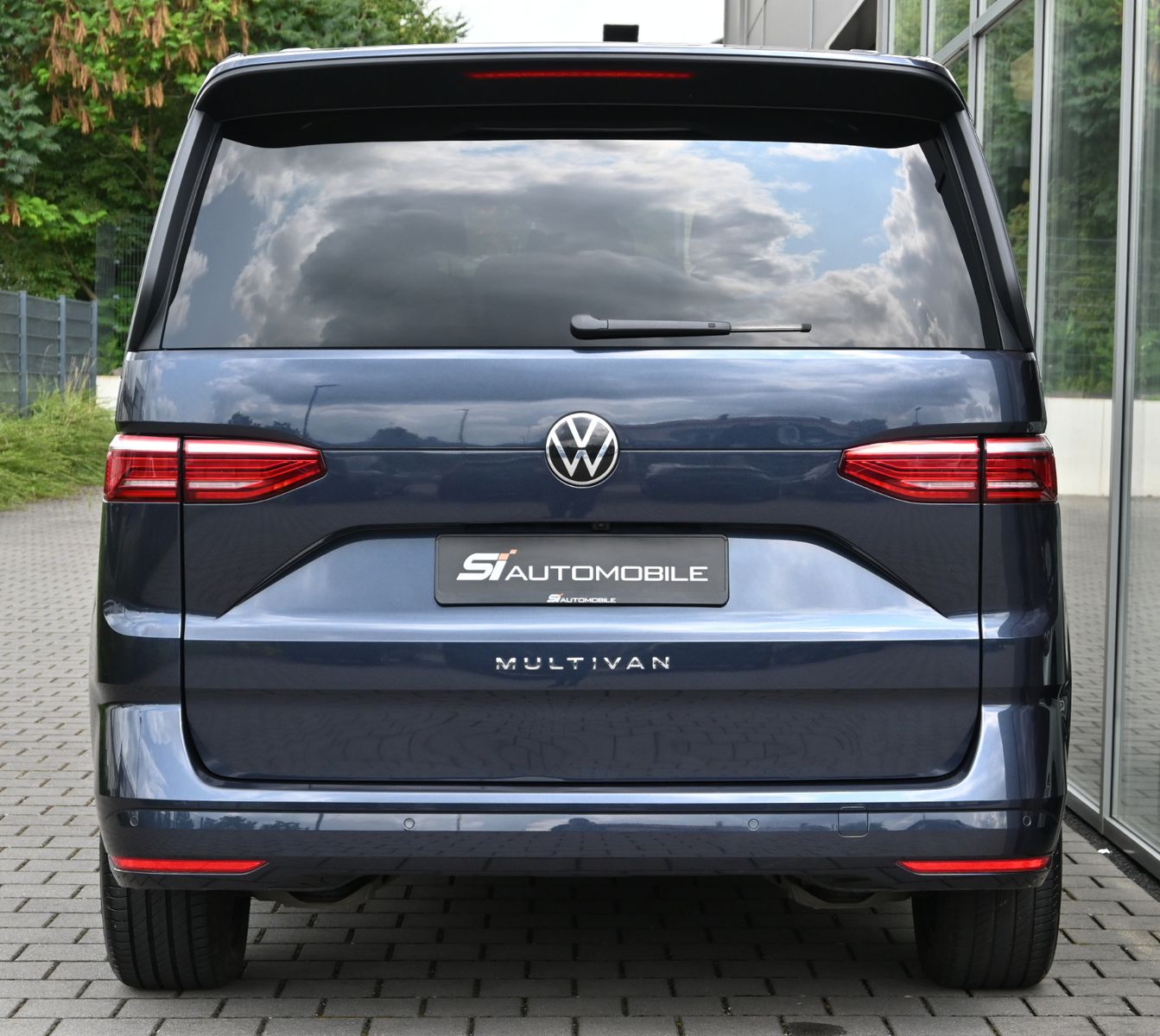 Fahrzeugabbildung Volkswagen T7 Multivan 2,0 TDI DSG Life °ACC°STANDHEIZUNG°