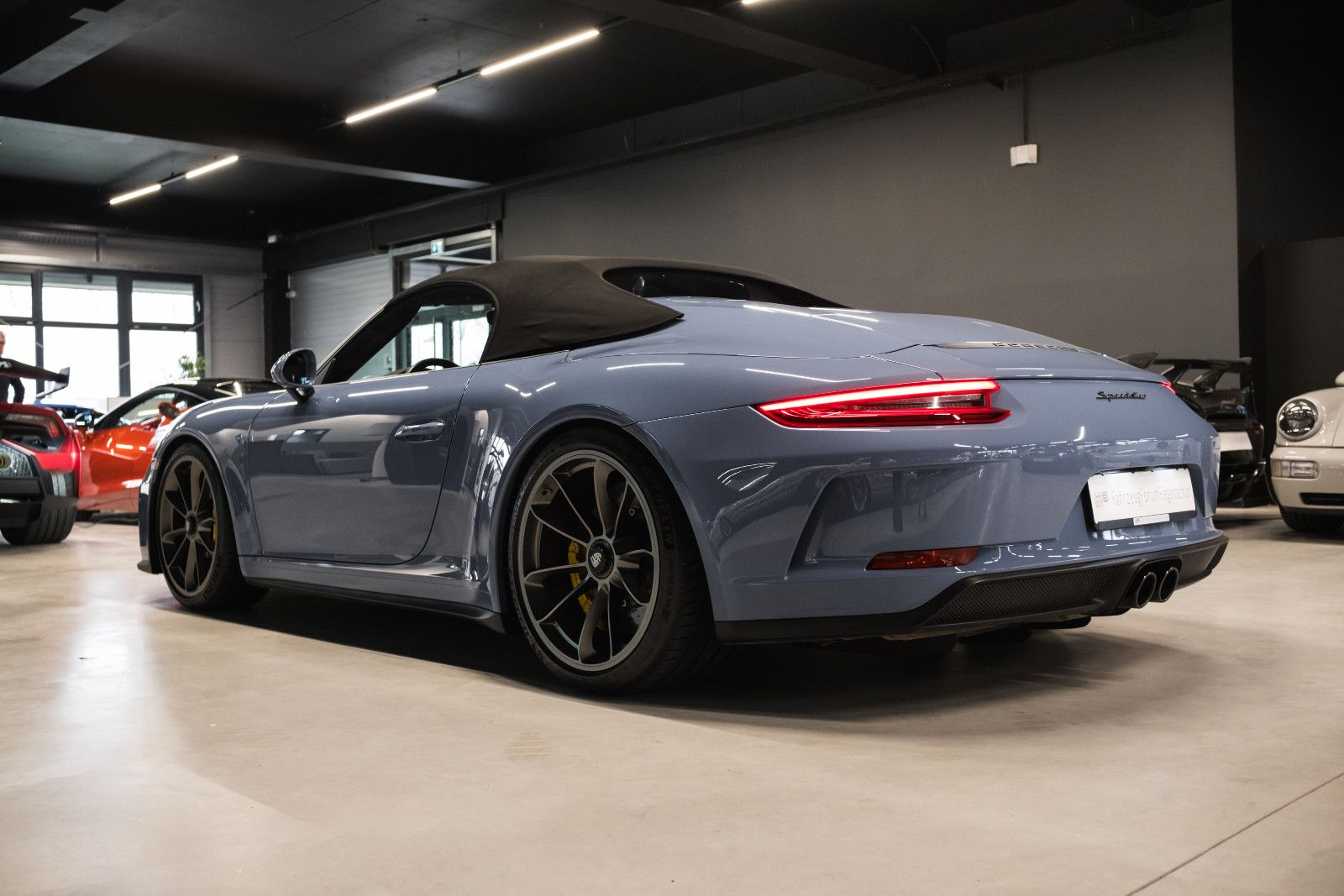 Fahrzeugabbildung Porsche 991/911 Speedster-PTS Aetnablau-Lift-DAB-Kamera