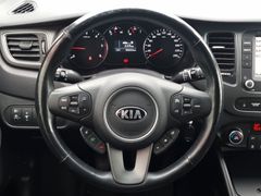 Fahrzeugabbildung Kia Carens 1.7 CRDi Dream Team Navi 7 Sitzer