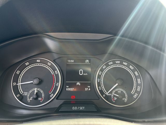 Kamiq Clever 1.0 TSI *SHZ*2-ZONEN*PDC*LED*