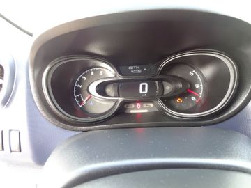 Opel Vivaro - 10