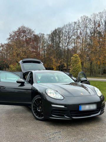 Porsche Panamera FACELIFT SONDERLACKIERUNG