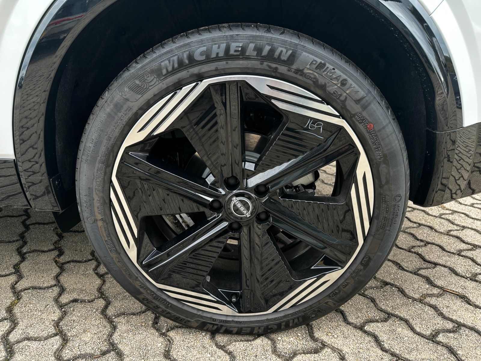 Fahrzeugabbildung Nissan Qashqai Tekna+