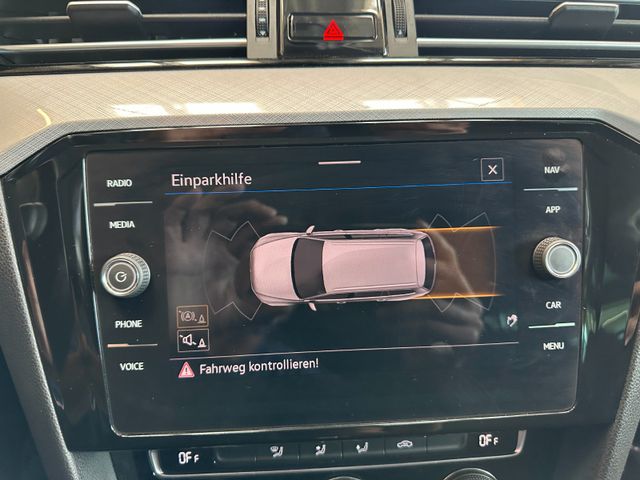 Volkswagen Passat *KEYLESS*ACC*AHK*NAV*3-ZONEN*LED*