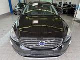Volvo XC60 2.4 D5*SUMM*AWD*AUT*BI-XEN*RFK*NAV*MMRY*LED - Volvo XC60 in Köln