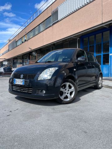 Suzuki Swift 1.3 4x4 5p. GL