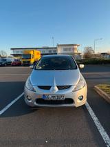 Mitsubishi Auto Mitsubishi Grandis - Mitsubishi Grandis mit Diesel-Antrieb