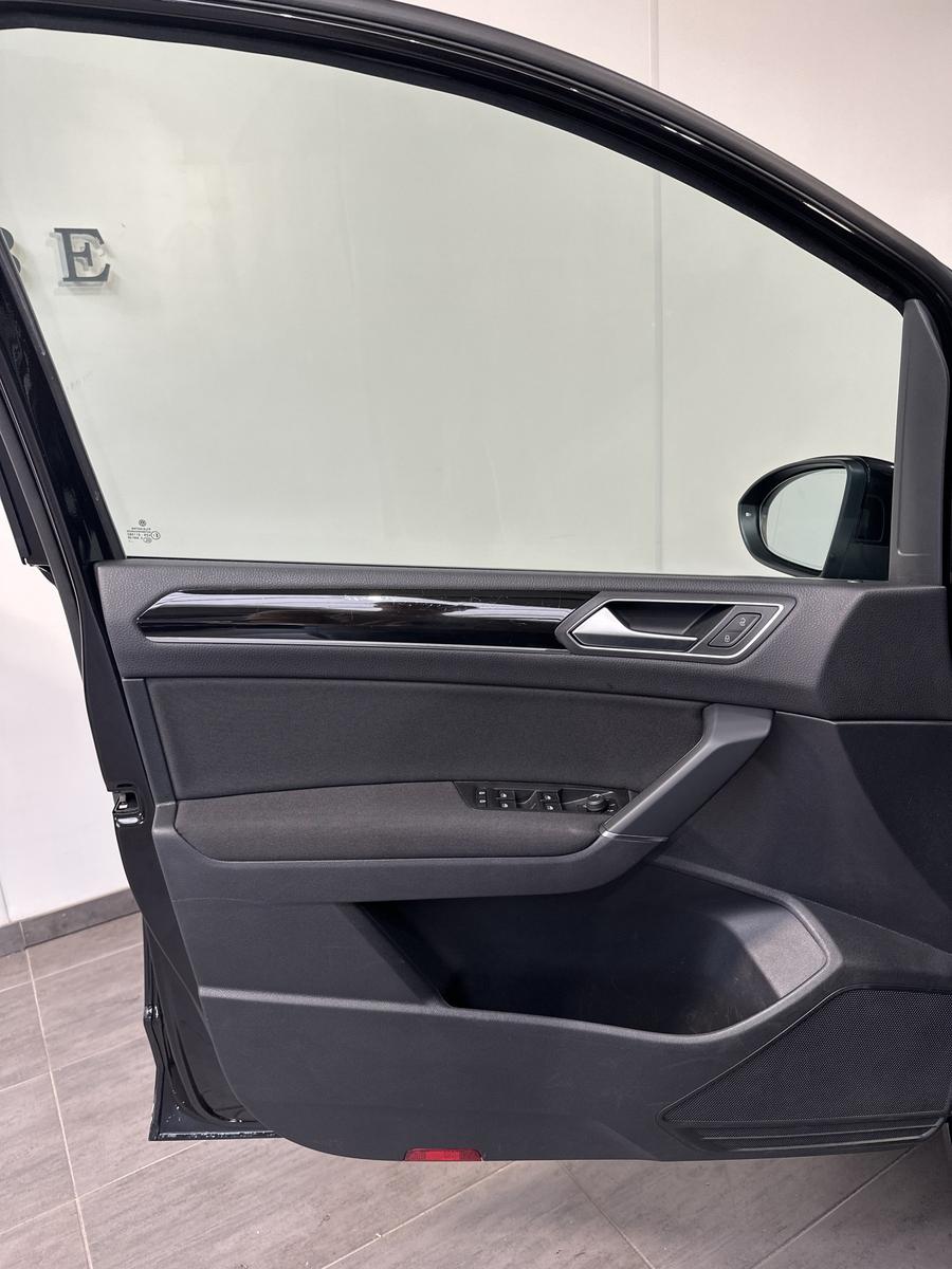 Volkswagen Touran 2.0 TDI DSG Highline NAV+LED+ACC+PANO, миниатюра 8