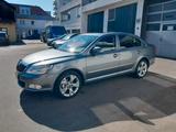 Skoda Octavia Lim. Elegance - gebrauchte Skoda Octavia aus dem Jahr 2012