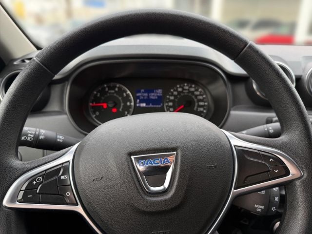 Fahrzeugabbildung Dacia Duster 4x2 Comfort Music Tce 90 4x2 SHZ+KLIMAAUT