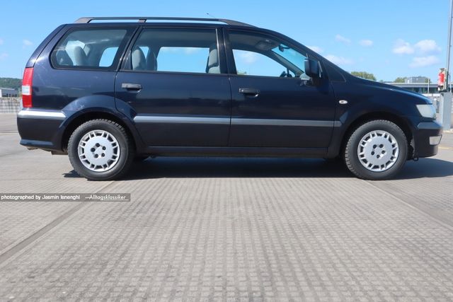 Mitsubishi Space Wagon 2,0 Cool 6 Sitzer