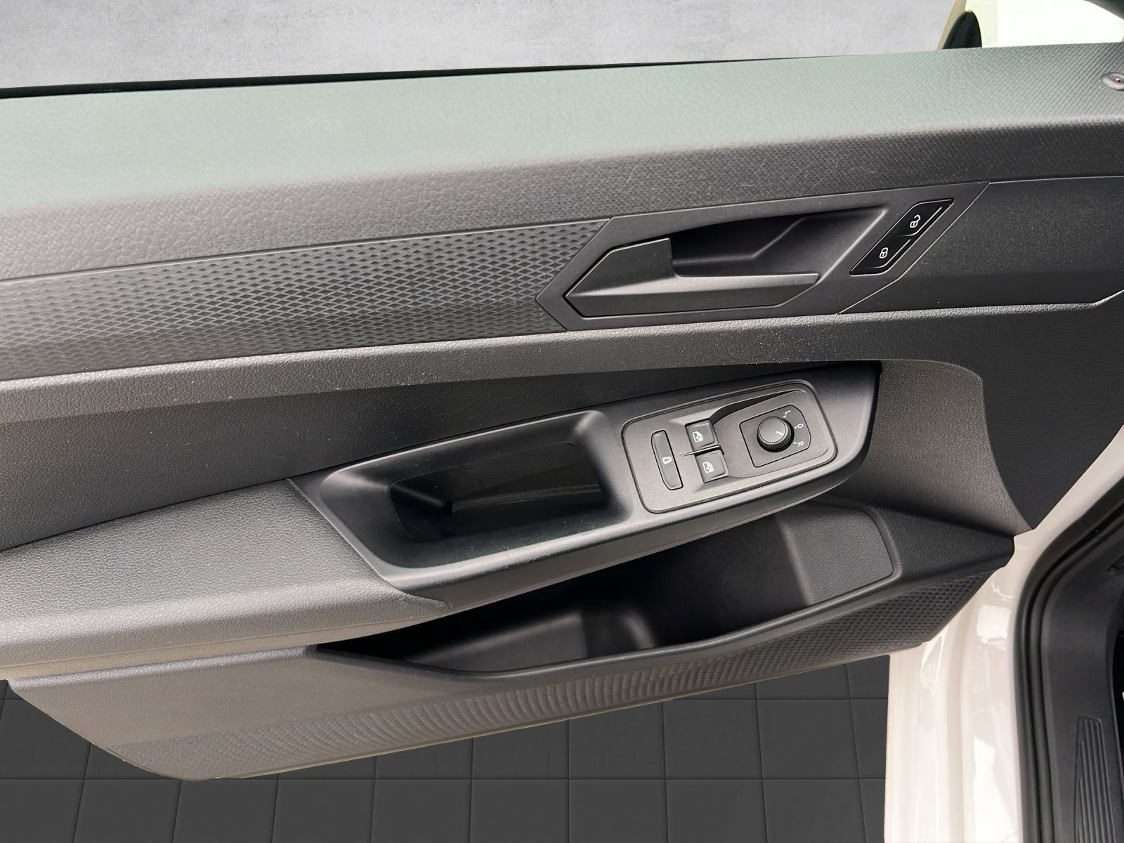 Caddy Kombi Maxi 5-Sitzer 1,5 l 84 kW TSI BTW*KM