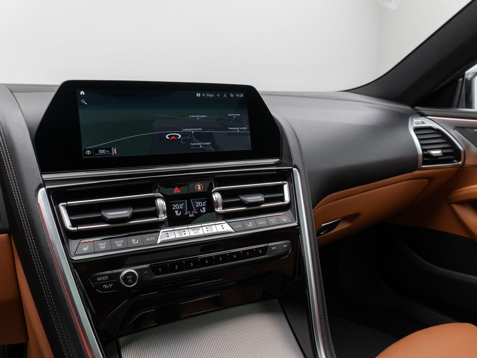 Fahrzeugabbildung BMW M850i xD GC Panorama 360°DAB H/K SoftCl 20Zoll