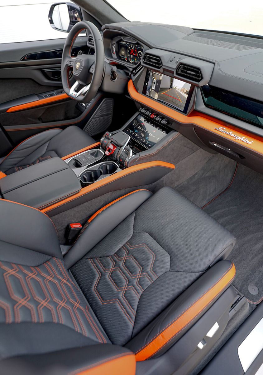 Lamborghini Urus SE Grigio Nimbus  Akrapovic  Pano.  Massage foto 17