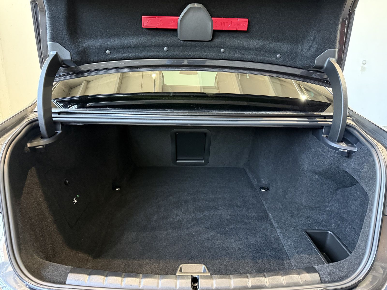 Fahrzeugabbildung BMW i7 xDrive60 Pano.Dach Sky Lounge Fond Experience
