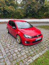 Volkswagen Golf  GTI adidas, TÜV und Service Neu - Volkswagen Golf: GTI Adidas