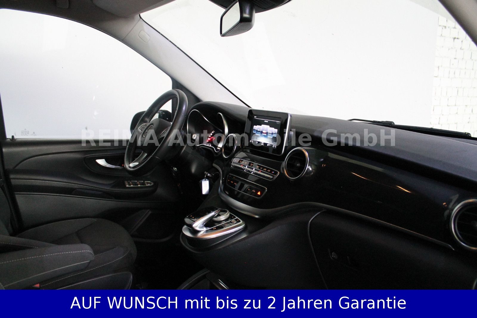 Fahrzeugabbildung Mercedes-Benz V 250 CDI  EDITION 4MATIC lang 8 Sitzer