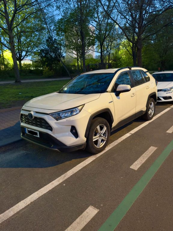 Image of Toyota RAV 4