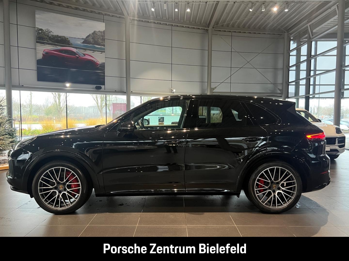 Porsche Cayenne GTS Surround-View Luftfederung 21-Zoll