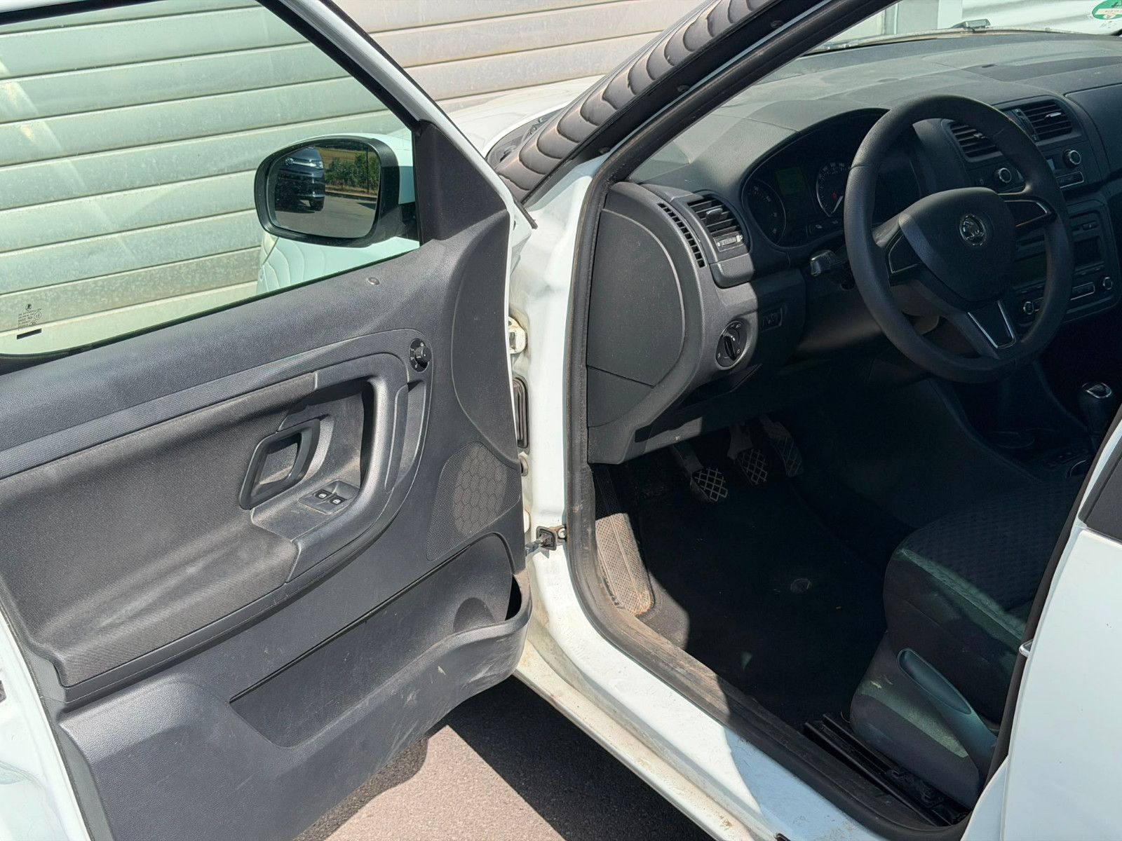 Fahrzeugabbildung SKODA Roomster Ambition 1.2 TSI Klimaautomatik PDC SHZ