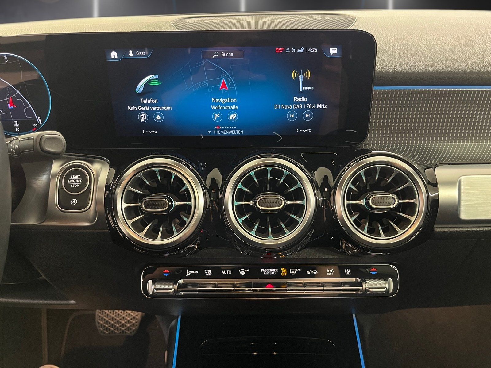 Fahrzeugabbildung Mercedes-Benz GLB 220 d Progr*360*Distr*Panorama*Standh*Multib