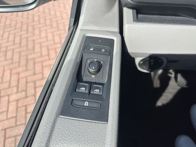 T6.1 Kombi 2.0 TDI EcoProfi L1H1 DSG