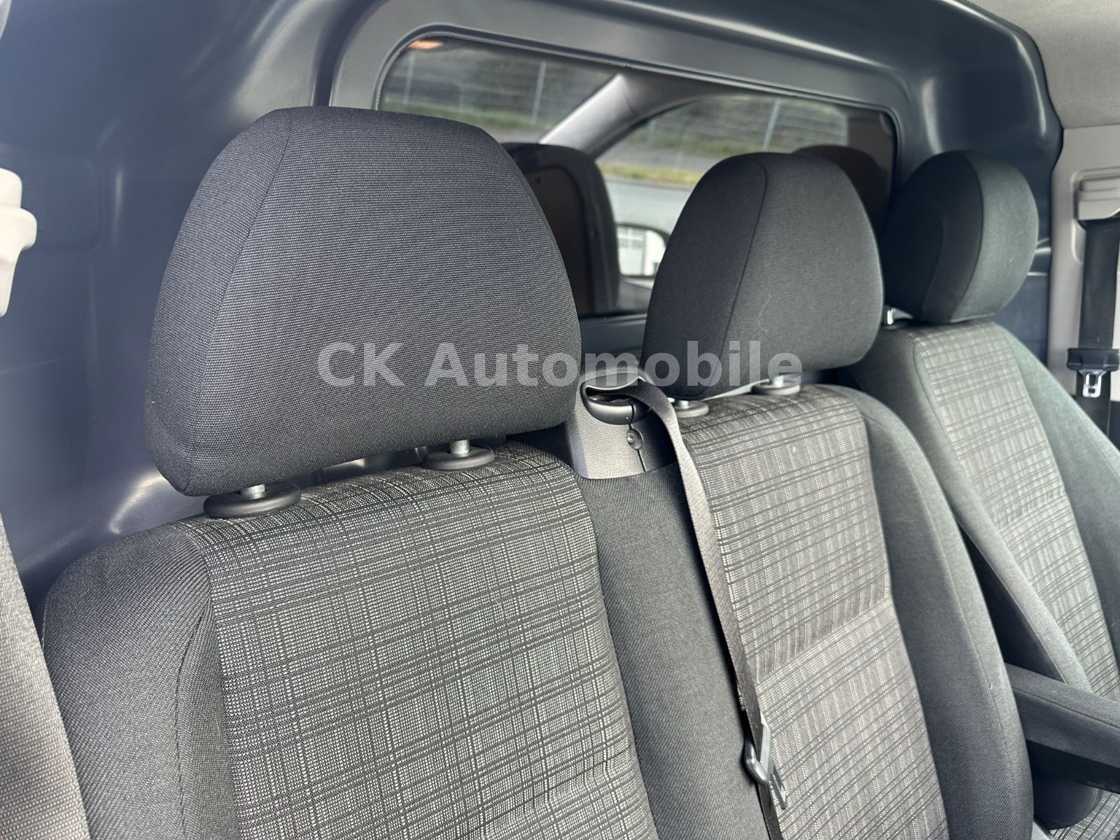 Fahrzeugabbildung Mercedes-Benz Vito Kasten 116 CDI RWD lang Autom./Klima/PDC