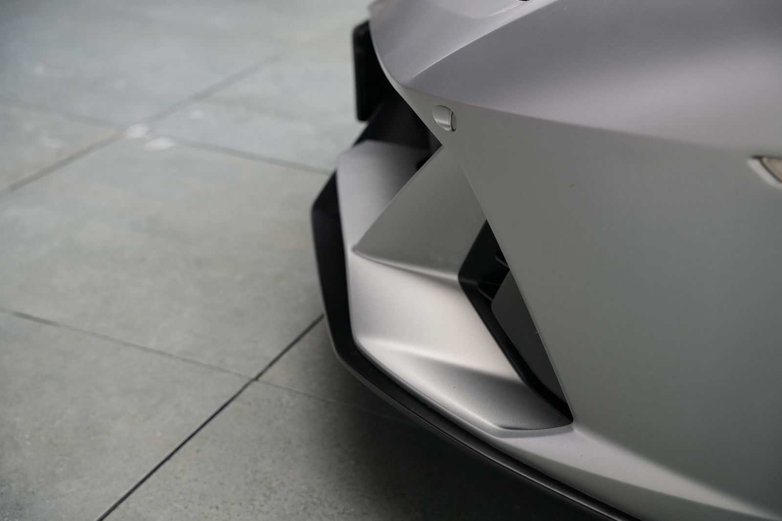 Fahrzeugabbildung Lamborghini Huracán EVO V10 /LIFT/SENSONUM/KAMERA/ACC