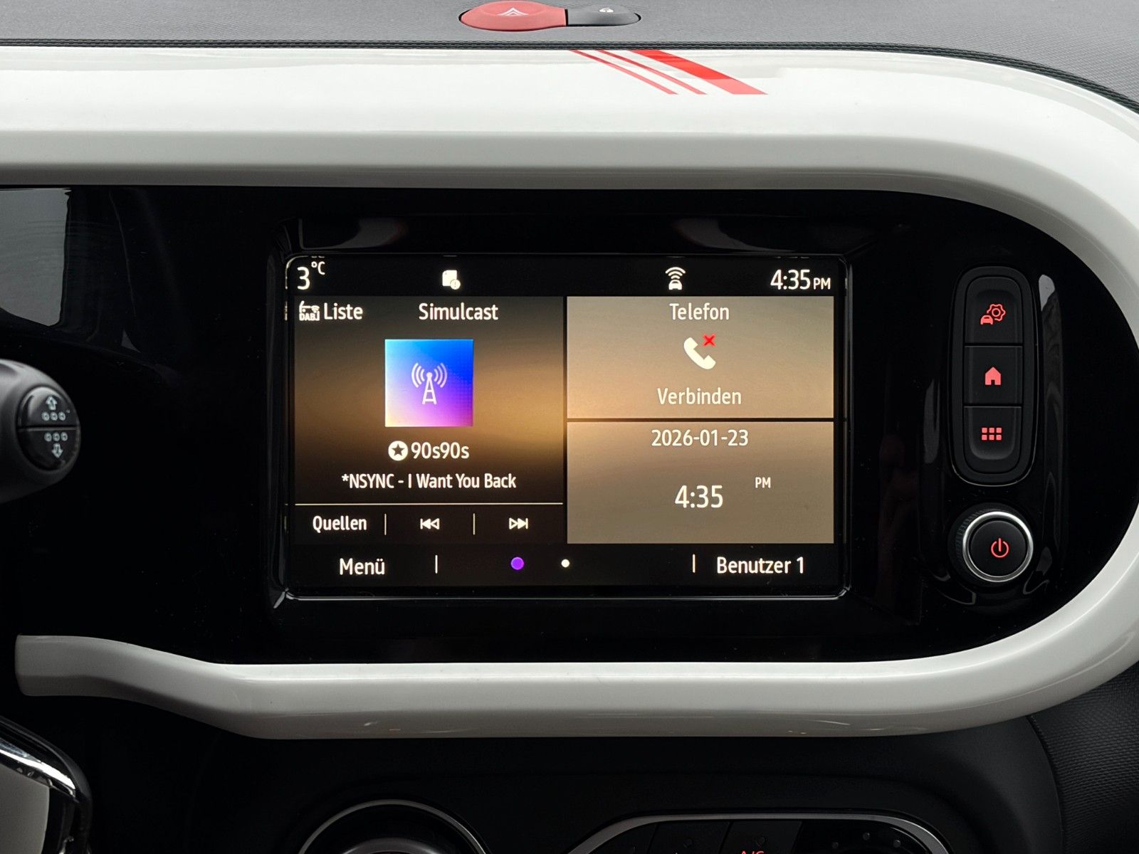 Fahrzeugabbildung Renault Twingo Vibes Electric CarPlay Temp. Klimaau. SHZ