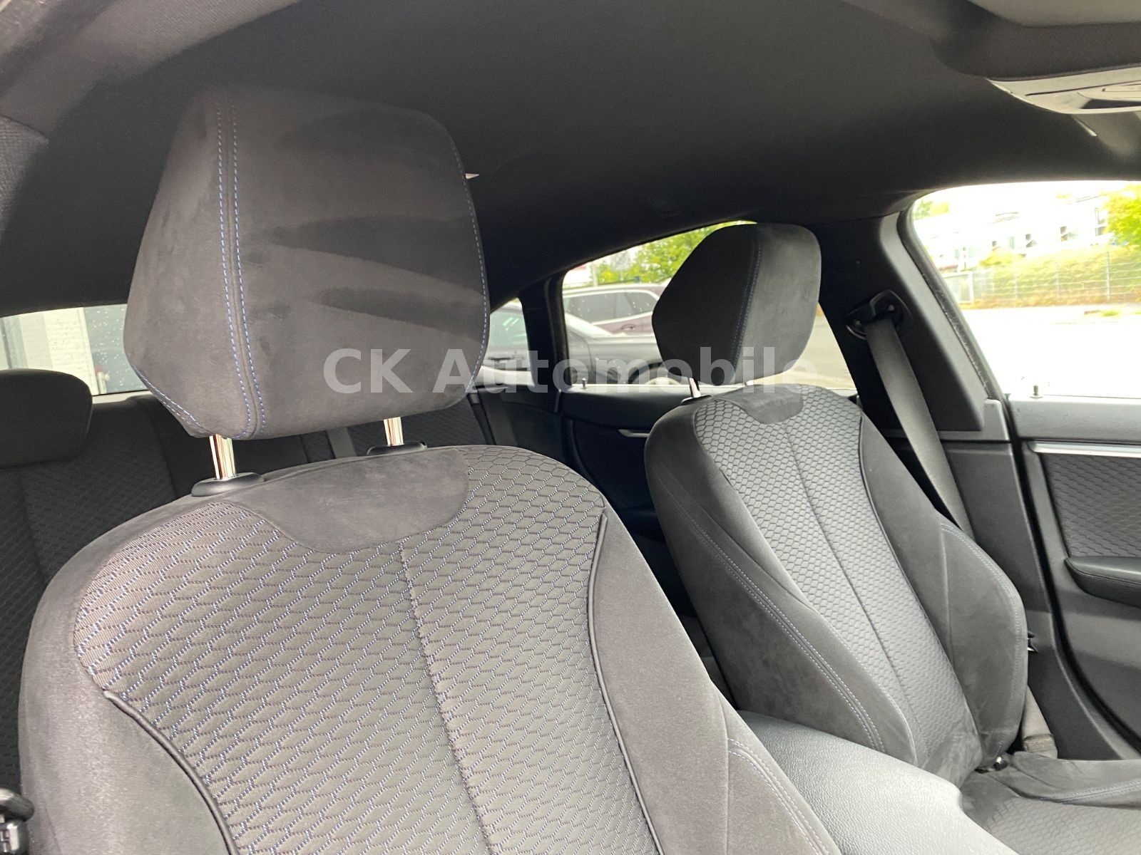 Fahrzeugabbildung BMW 430d xDrive Gran Coupe M-Sport/Navi/Head-Up/LED