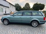 Volkswagen VW Passat 1.6i - Volkswagen Passat aus 2000: Kombi