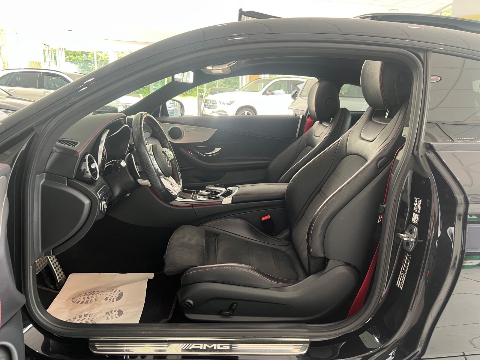 Fahrzeugabbildung Mercedes-Benz C 43 AMG Coupé 4Matic * PANORAMADACH *