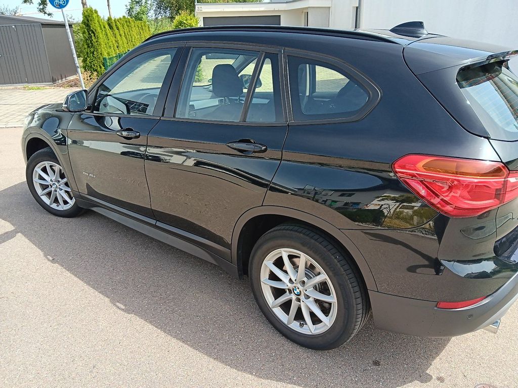 Image of BMW X1