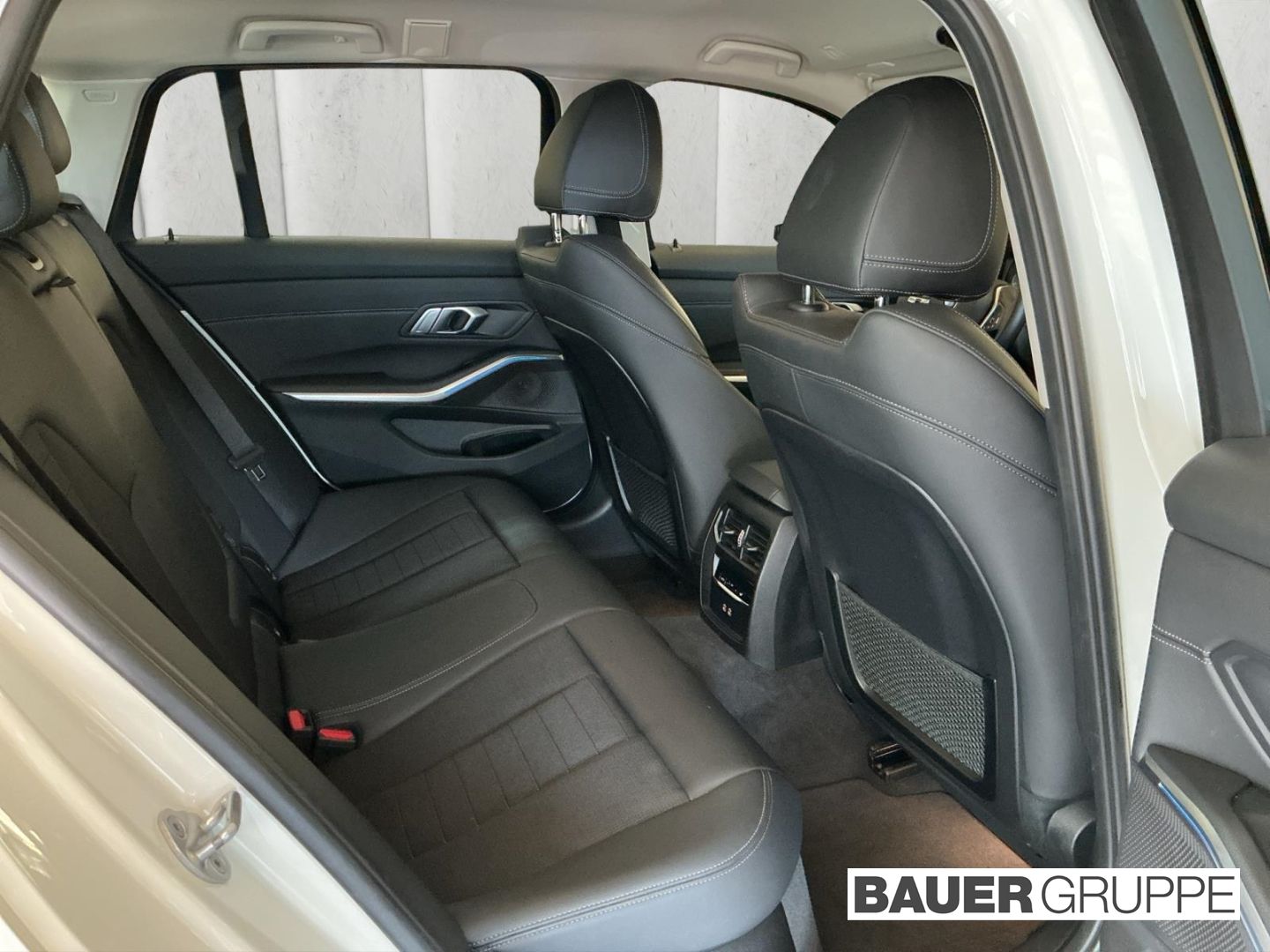 BMW 320 e Sport Line Touring AHK LED Komfortzugang P foto 20