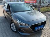 Hyundai i30 1.4 CW YES!*GR.NAVI-TOUCH*KAMERA*6.G*TEMPO** - Hyundai i30 Gebrauchtwagen in Frankfurt