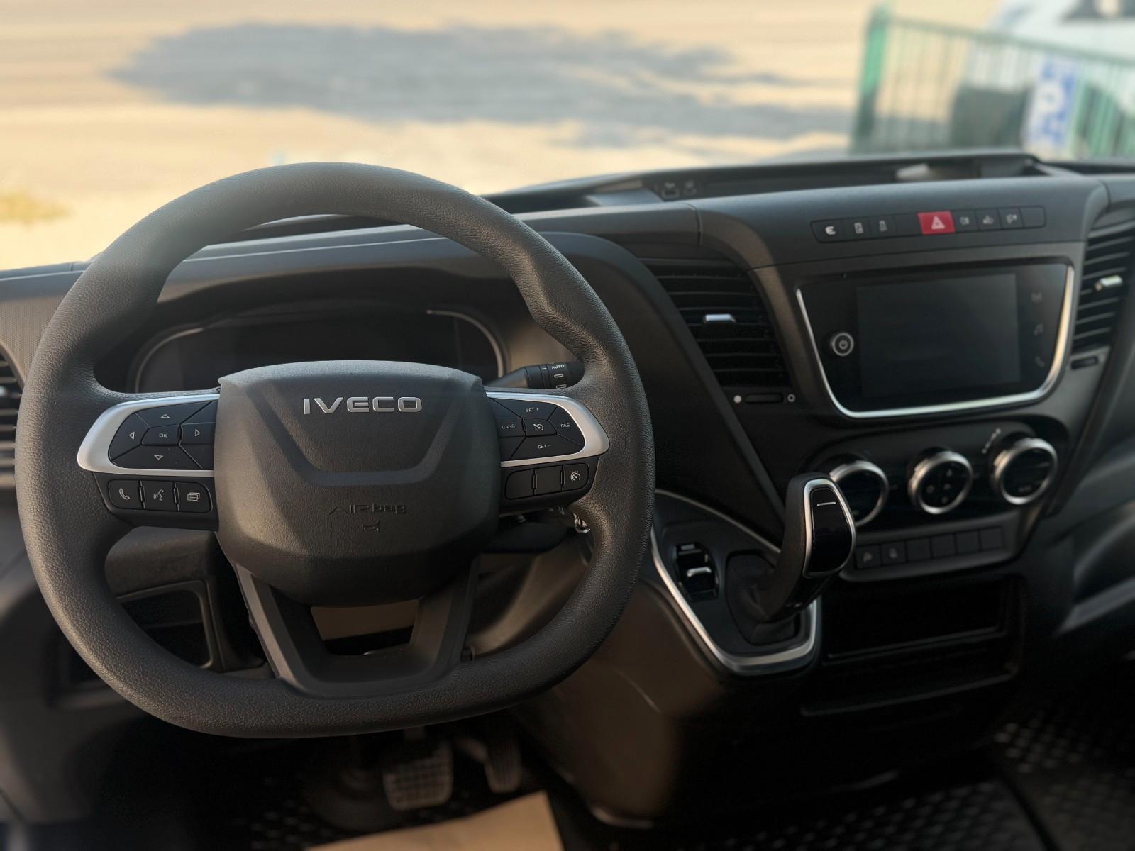 Iveco Daily 35S18V L3H2 3.0 L Hi-Matic AHK Navi Kamera