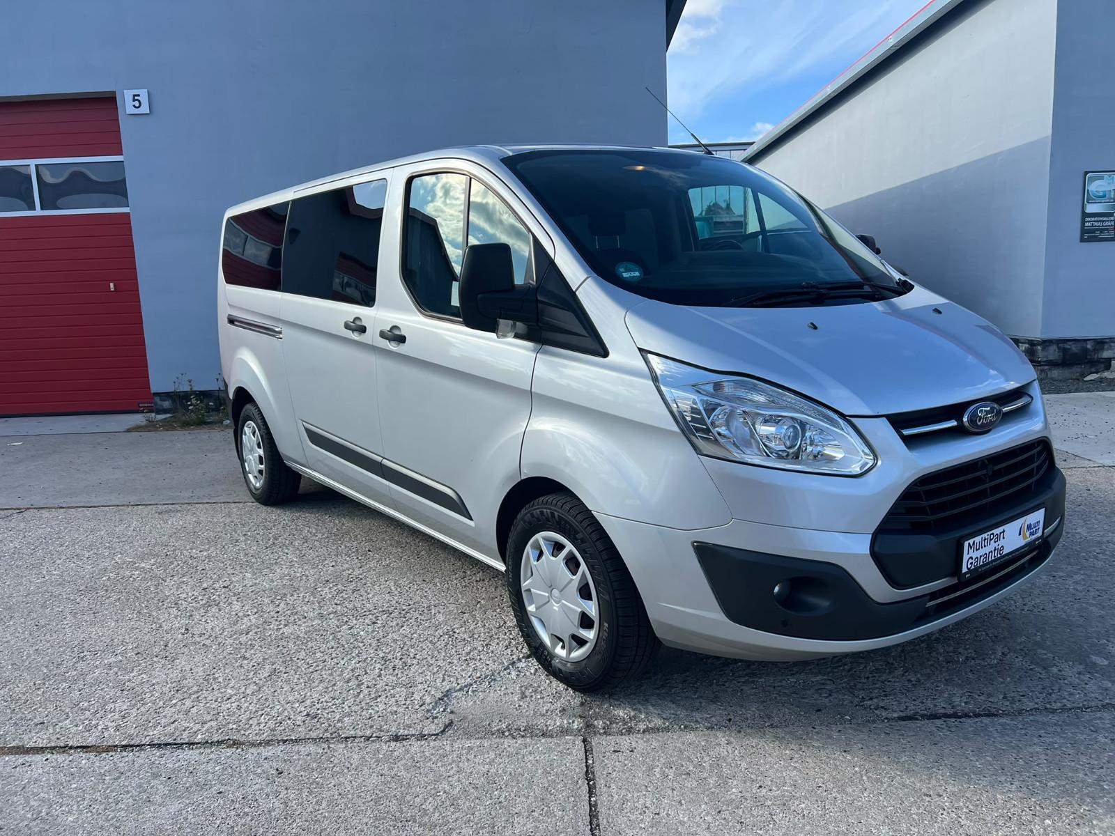 Ford Tourneo Custom L2 Lang 9Sitzer 2023 Motor Neu