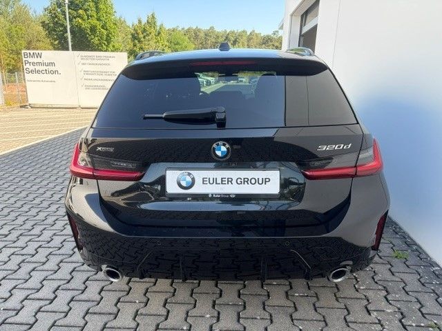 BMW 320 d xDrive Tour M Sport 19'' Pano Innov. Comf foto 5