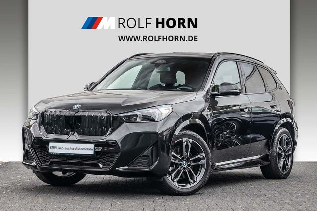 BMW iX1 xDrive30 M Sportpaket Headup Pano AHK LED