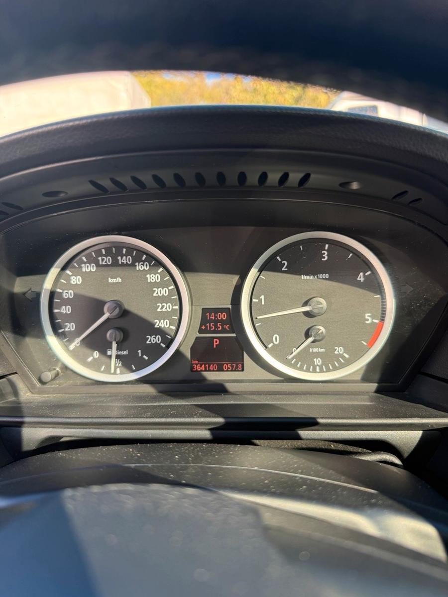 BMW 530 2004 — photo 10