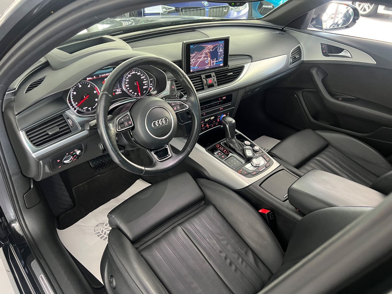 Fahrzeugabbildung Audi A6 Avant 3.0 TDI clean diesel quattro *PANO*HEAD