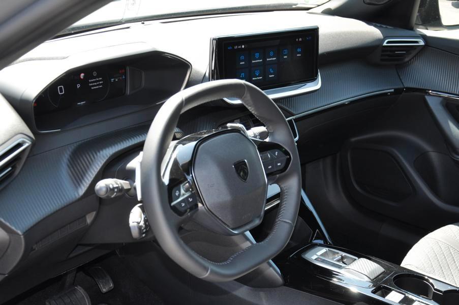 Peugeot 2008 Hybrid 145 Allure *LED*