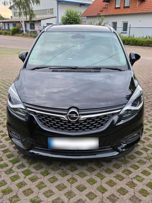 Image of Opel Zafira Tourer