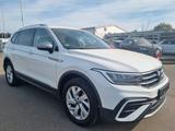 Volkswagen Tiguan Allspace Life 4Motion - gebrauchte VW Tiguan Allspace aus dem Jahr 2022