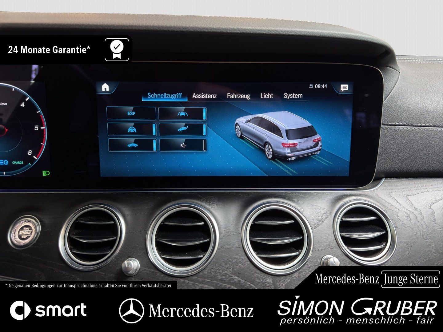 Fahrzeugabbildung Mercedes-Benz E 300 T d 4M AMG Line Distronic Ambi Widescr AHK
