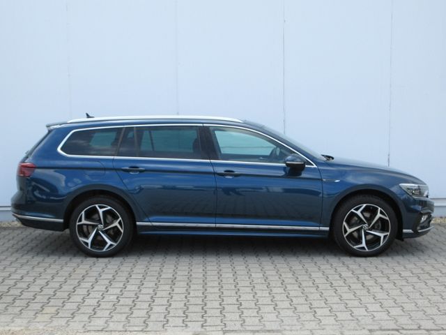 Passat Variant 2.0 TDI 200 PS DSG R-Line AHK/PAN