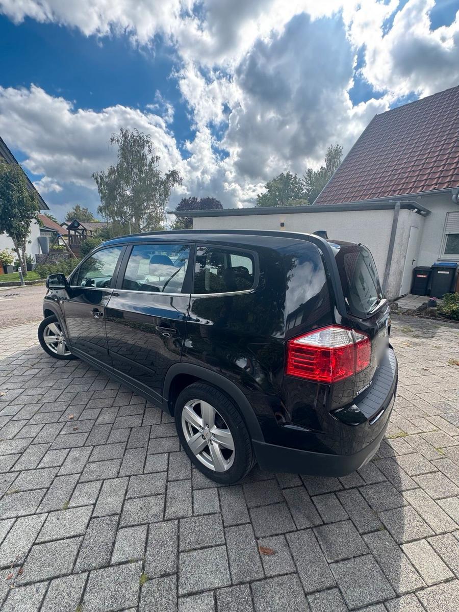 Chevrolet Orlando 2012 — photo 8