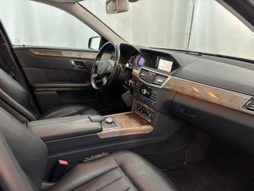 Mercedes E 350 - 12