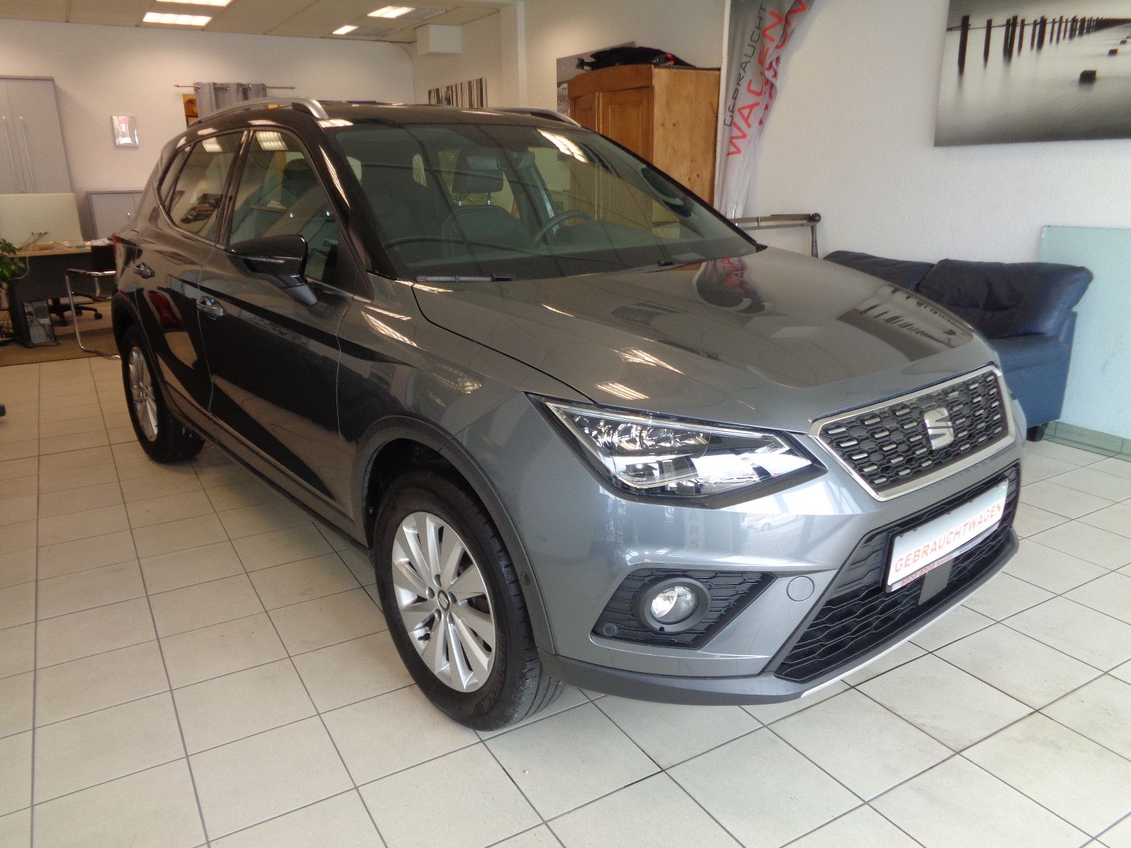 Fahrzeugabbildung SEAT Arona 1.0 EcoTSI Start&Stop 85kW XCELLENCE DSG